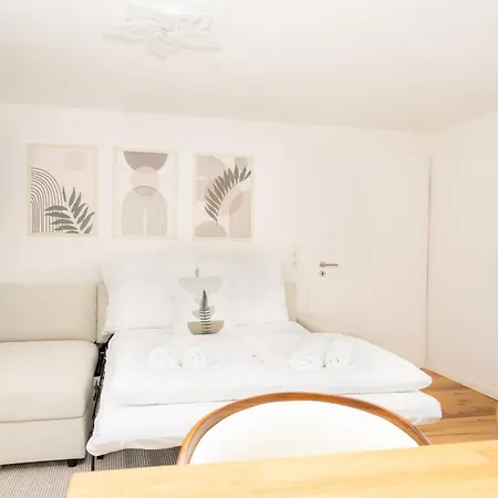 Apartment H&Y Nest Modern Apartment in Central Hann Münden *